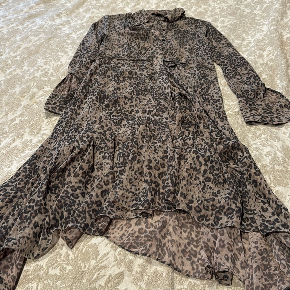 Dress - Picture 2 of 2